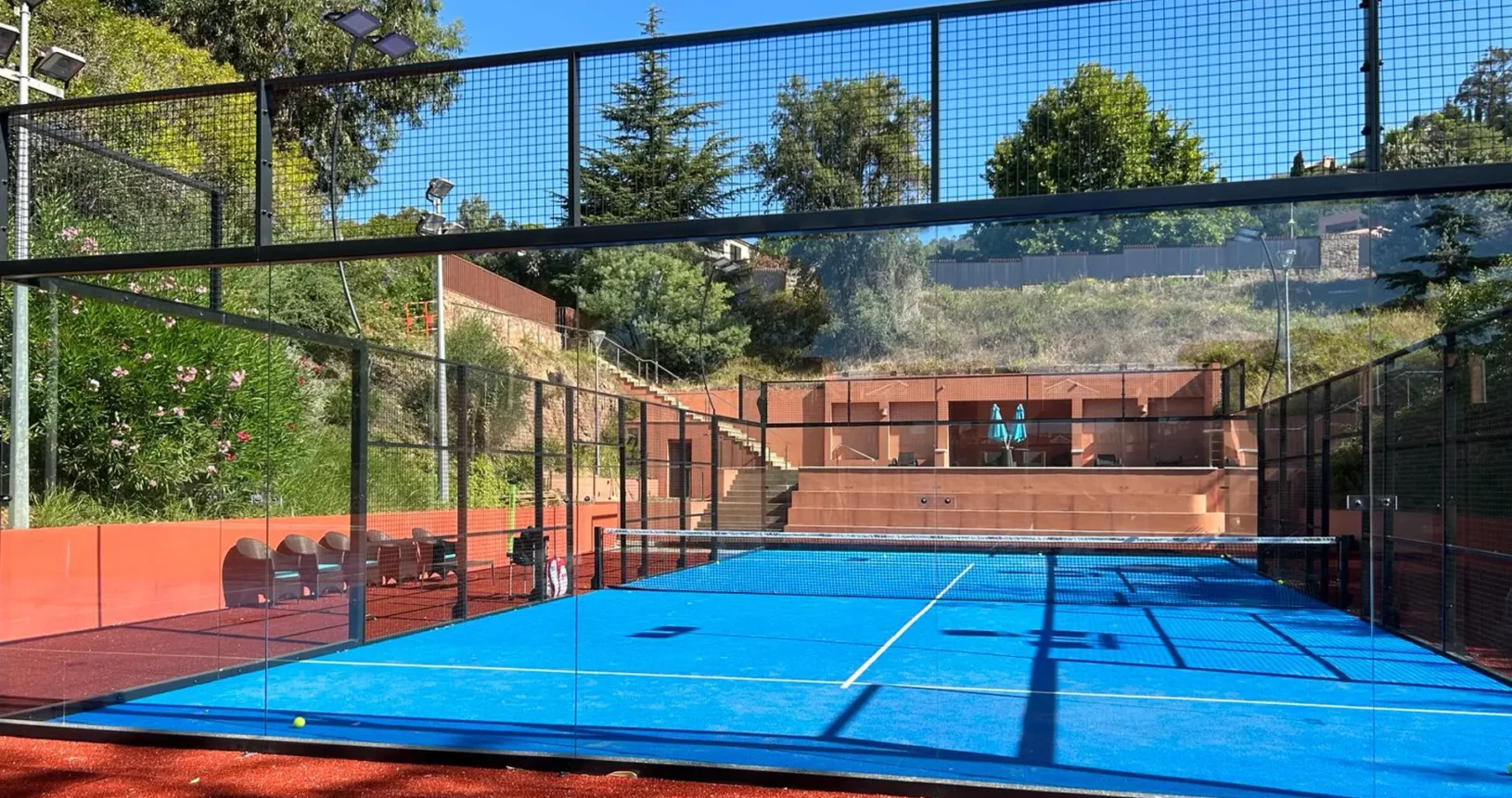 Villa Miramonde Francia campo padel Wing